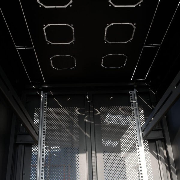 Gabinete 42 RU Quest gf-2887